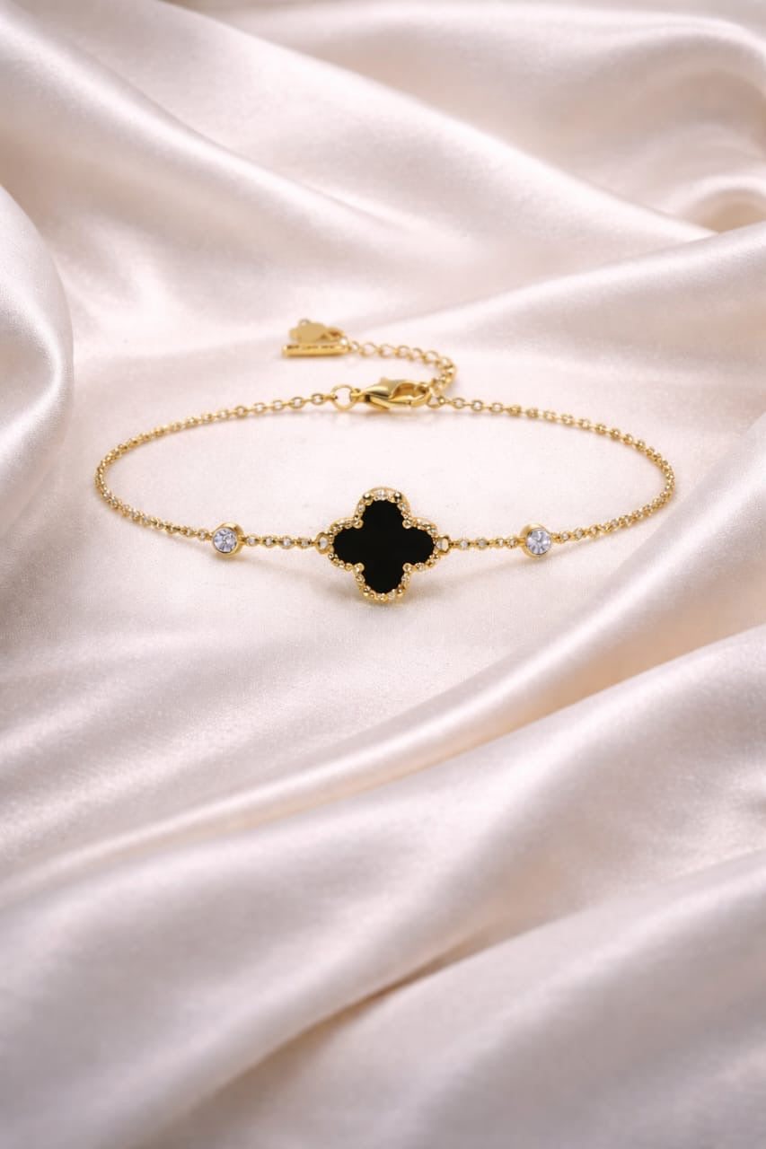 Black Clover Charm