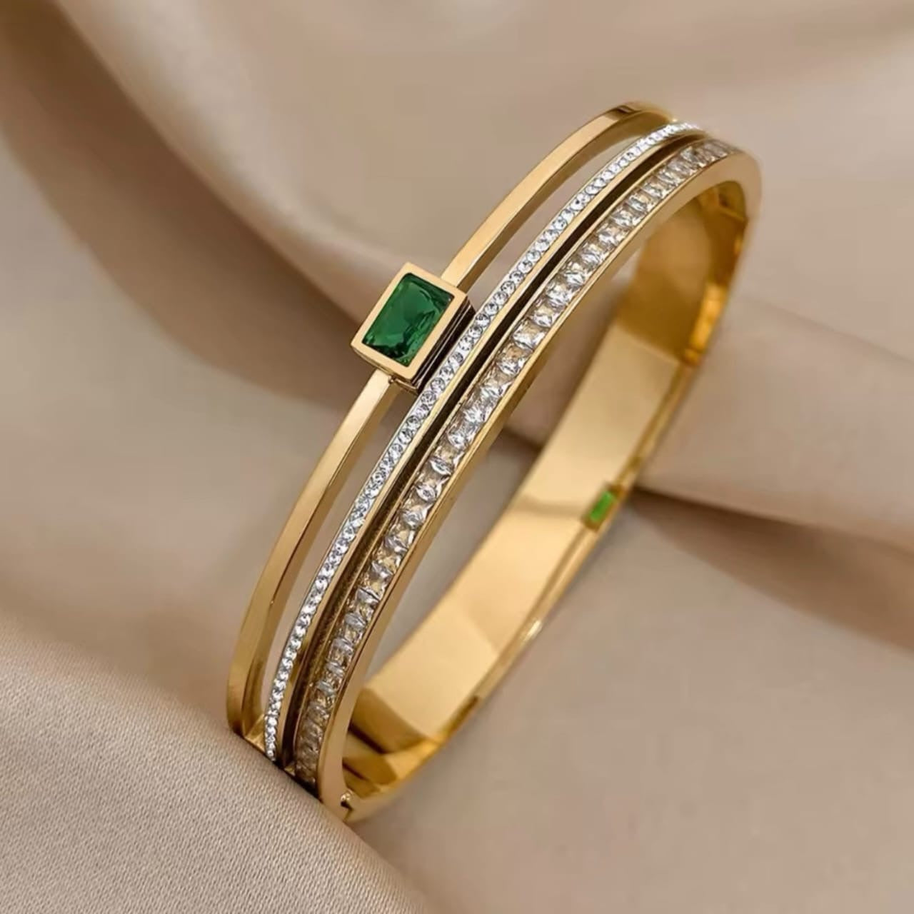 Green Emerald Cut StoneHandcuff