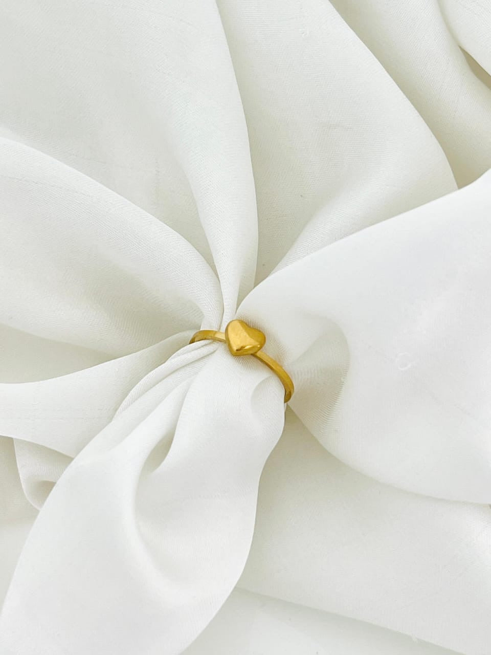 Minimal Heart Ring Size (8)