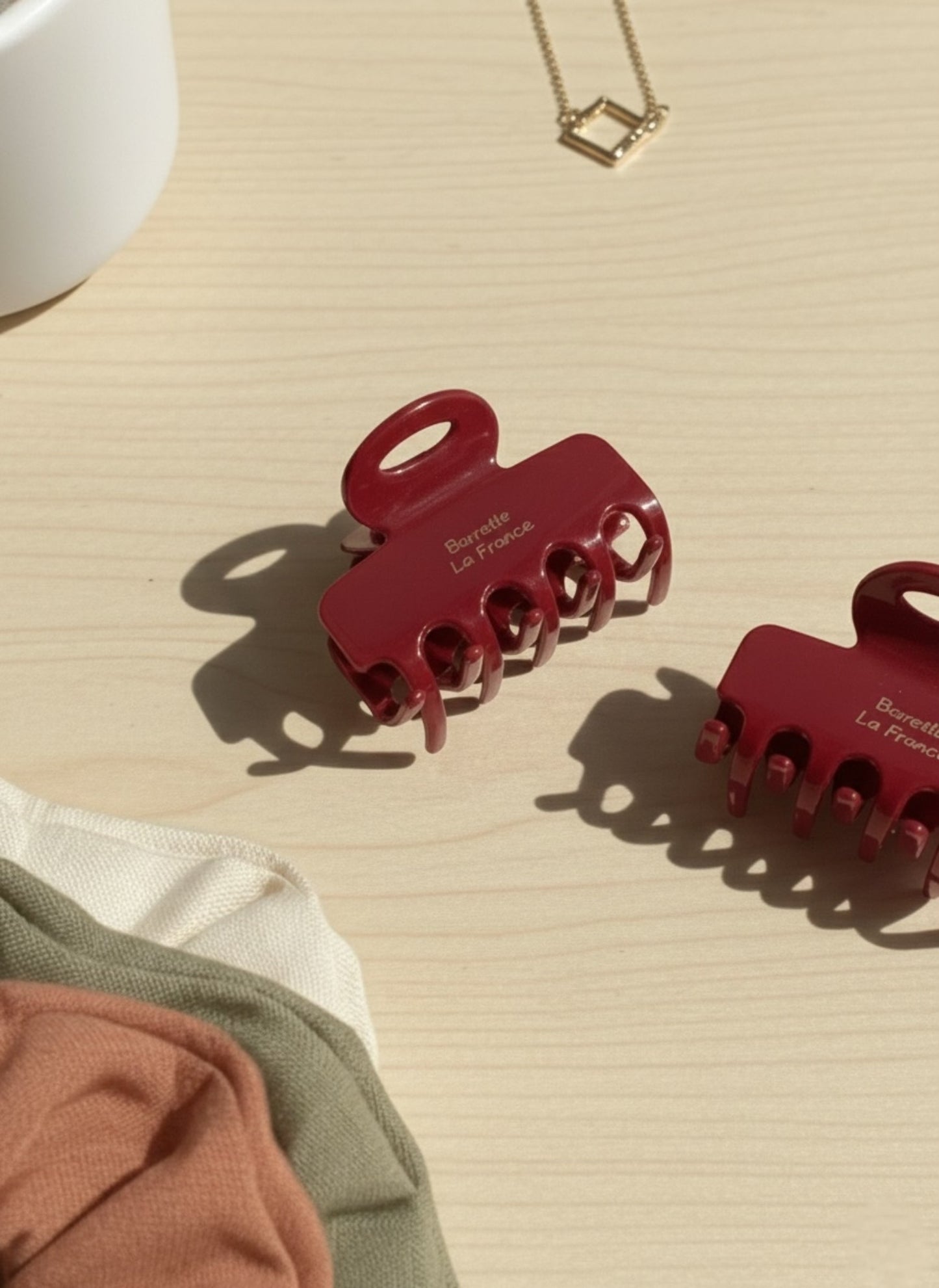 Merlot Claw Clip (Each)