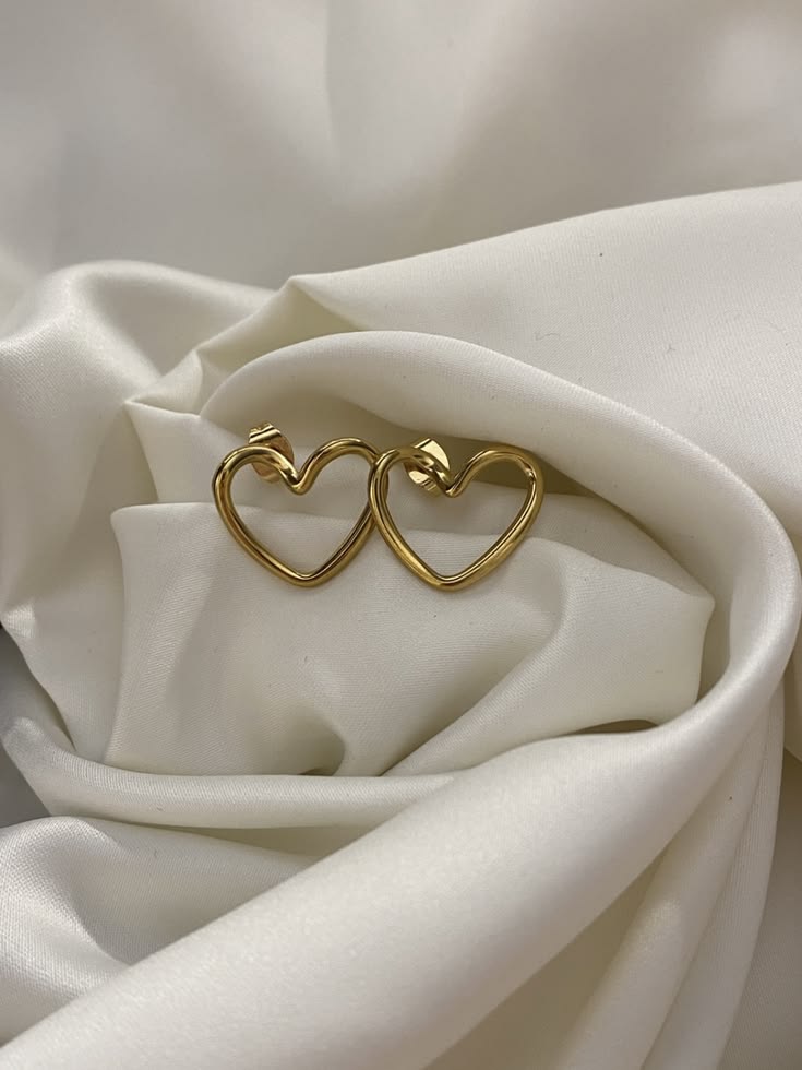 Heart Studs