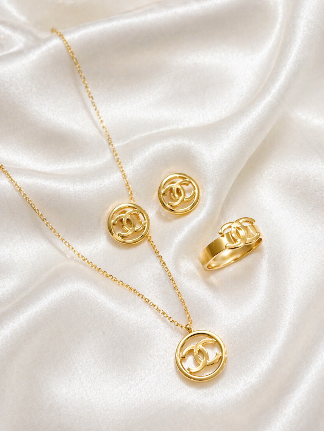 Chanel Pendant Set