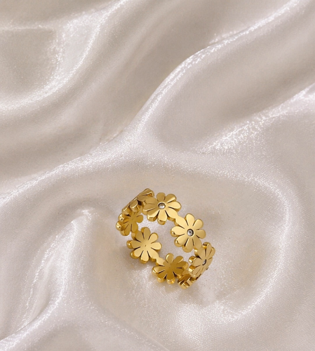 Gold Daisy Flower Handcuff Ring Set