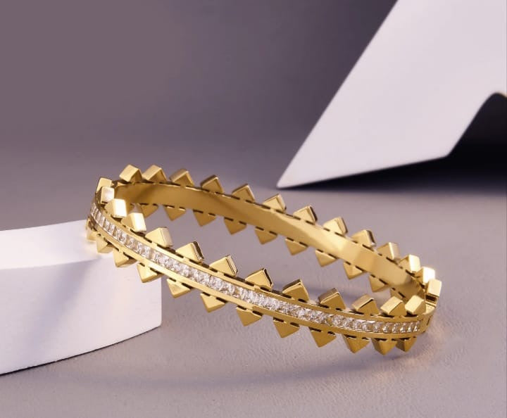 Golden Stellar Handcuff