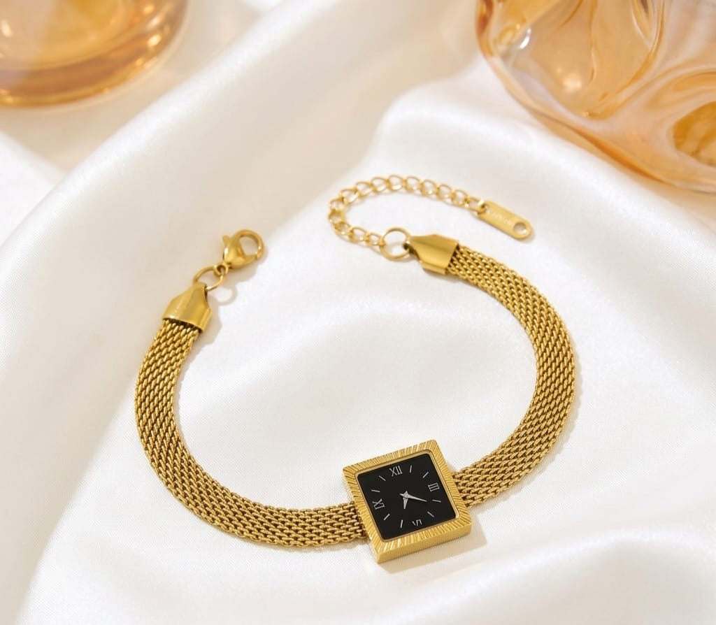 Golden Serene Mesh Bracelet