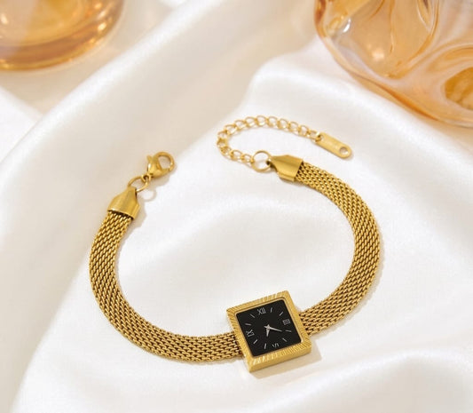 Golden Serene Mesh Bracelet