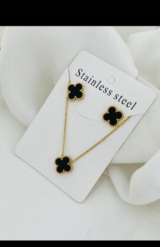 Clover Leaf Necklace and Earrings Set