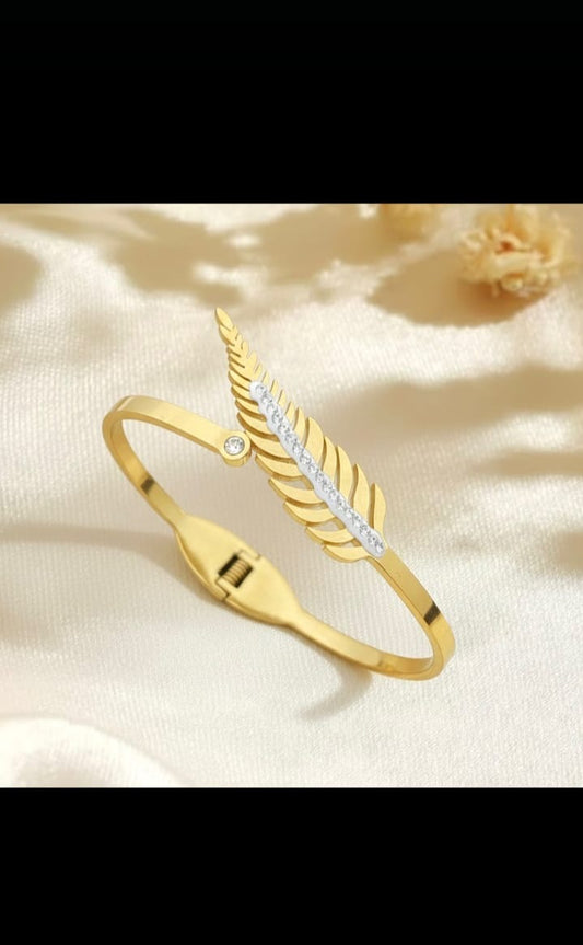 Crystal Leaf Feather Handcuff