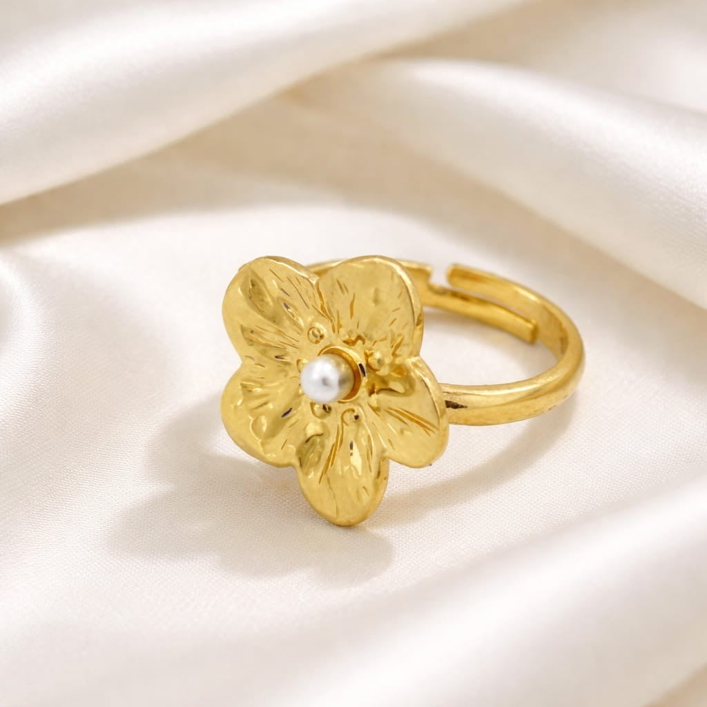 Floral Golden Pearl Ring