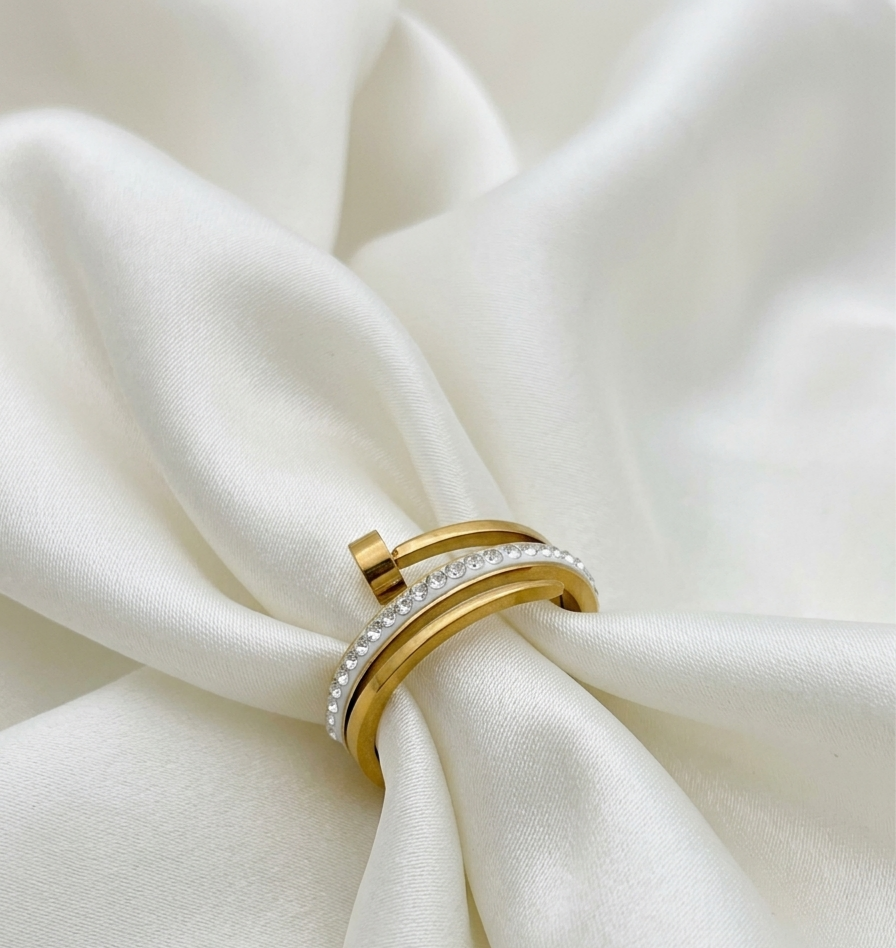 Golden Nail Handcuff Ring Set