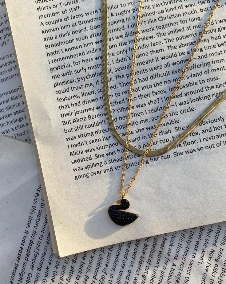 Black Swan Pendant