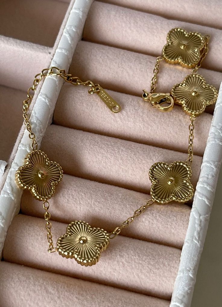 Golden Clover Bracelet