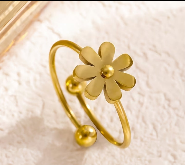 Flower Ring Adjustable